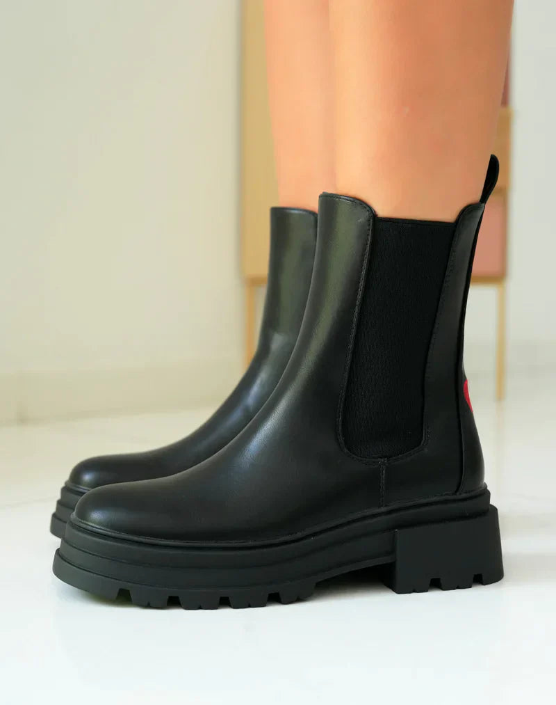 AMORA™ | HEART DETAIL BOOTS